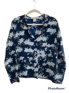 The B.C. Clothing Co. Lightweight Abalone Button Up Blue Floral Blouse Size XL